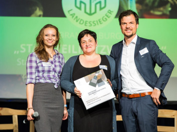 Das vielseitige Engagement von Stadtteilnetzwerk e.V. hat den Nachbarschaftspreis für Brandenburg verdient!