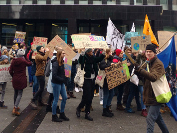 Nachbarn und Schüler bei "Fridays for Future" in Dortmund (Bild: privat)